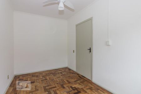 Quarto de apartamento para alugar com 1 quarto, 46m² em Vila Ipiranga, Porto Alegre