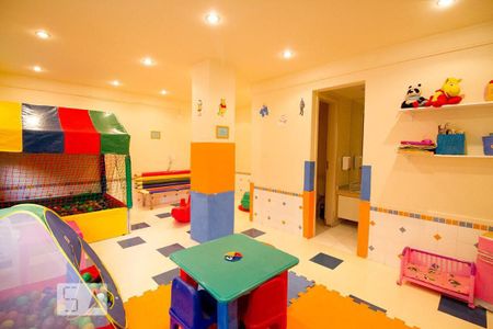 Apartamento para alugar com 67m², 3 quartos e 1 vagaÁrea Comum - Playground