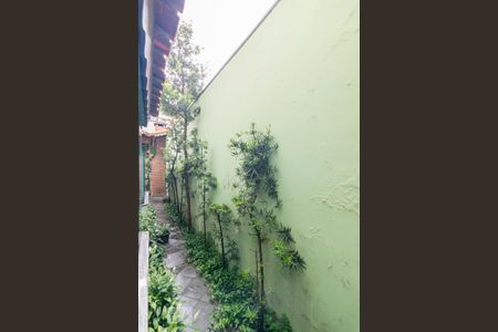 Casa à venda com 230m², 4 quartos e 2 vagasCorredor