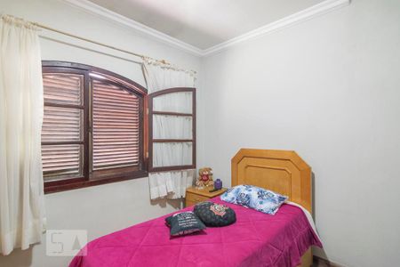 Casa à venda com 230m², 4 quartos e 2 vagasQuarto 2