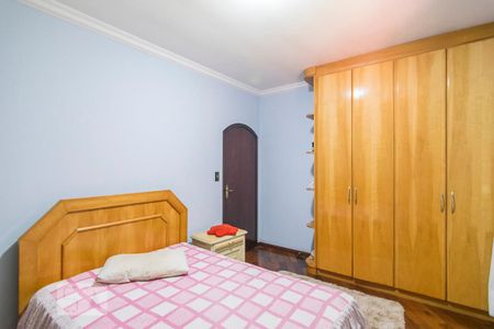 Casa à venda com 230m², 4 quartos e 2 vagasQuarto 3