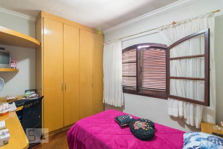 Casa à venda com 230m², 4 quartos e 2 vagasQuarto 2