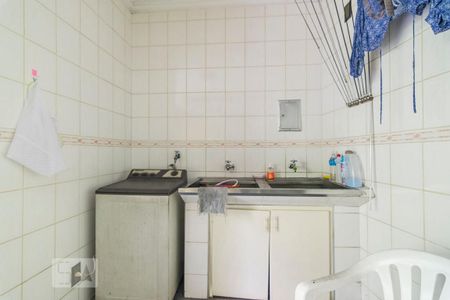 Casa à venda com 230m², 4 quartos e 2 vagasÁrea de Serviço