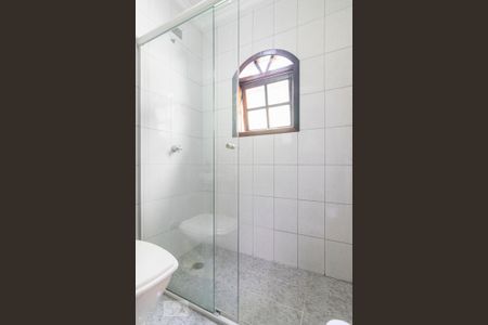 Casa à venda com 230m², 4 quartos e 2 vagasBanheiro da Suíte Edícula