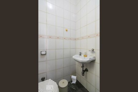 Casa à venda com 230m², 4 quartos e 2 vagasBanheiro da Churrasqueira