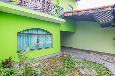 Casa à venda com 230m², 4 quartos e 2 vagasGaragem