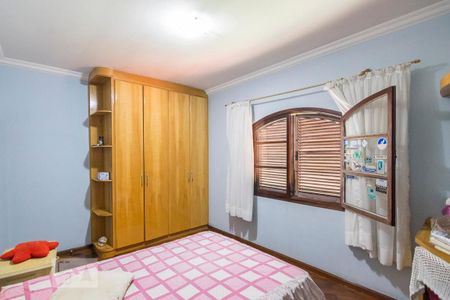 Casa à venda com 230m², 4 quartos e 2 vagasQuarto 3