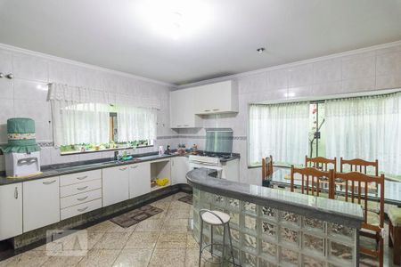 Casa à venda com 230m², 4 quartos e 2 vagasCozinha