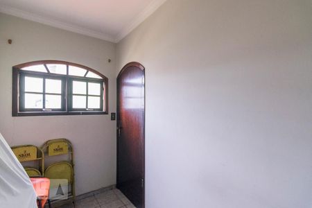 Casa à venda com 230m², 4 quartos e 2 vagasQuarto 2 Edícula
