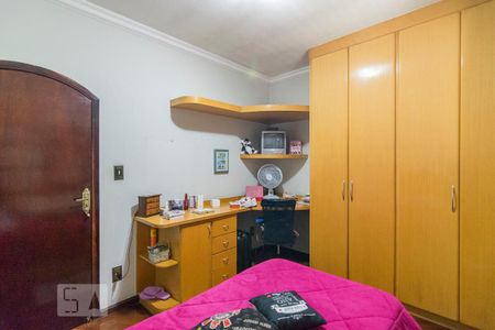 Casa à venda com 230m², 4 quartos e 2 vagasQuarto 2