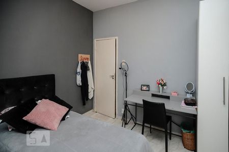 Casa à venda com 240m², 4 quartos e 5 vagasQuarto 2