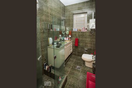 Casa à venda com 240m², 4 quartos e 5 vagasBanheiro