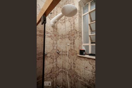 Casa à venda com 240m², 4 quartos e 5 vagasBanheiro