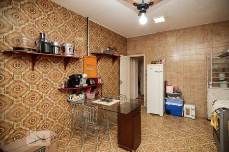 Casa à venda com 240m², 4 quartos e 5 vagasCozinha