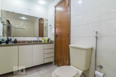 Apartamento à venda com 148m², 3 quartos e 2 vagasBanheiro da Suíte