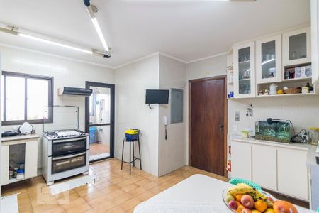 Apartamento à venda com 148m², 3 quartos e 2 vagasCozinha