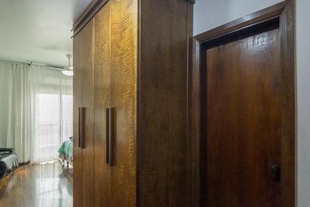 Apartamento à venda com 148m², 3 quartos e 2 vagasCloset da Suíte