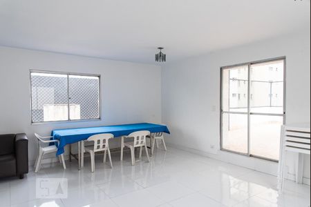 Apartamento para alugar com 44m², 1 quarto e 1 vaga Apartamento para alugar com 44m², 1 quarto e 1 vagaSalão de festas