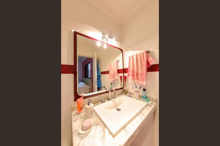 Casa à venda com 260m², 4 quartos e 3 vagasBanheiro da Suite 3