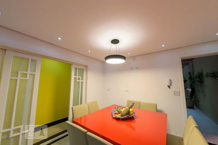 Casa à venda com 260m², 4 quartos e 3 vagasCopa