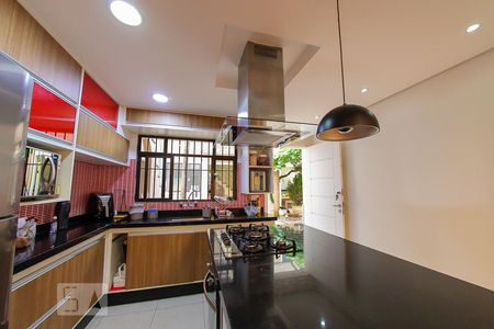 Casa à venda com 260m², 4 quartos e 3 vagasCozinha