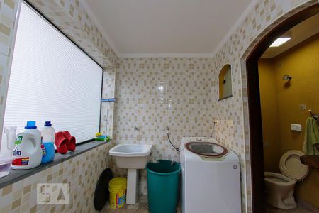 Casa à venda com 260m², 4 quartos e 3 vagasArea de Serviço