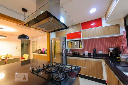 Casa à venda com 260m², 4 quartos e 3 vagasCozinha