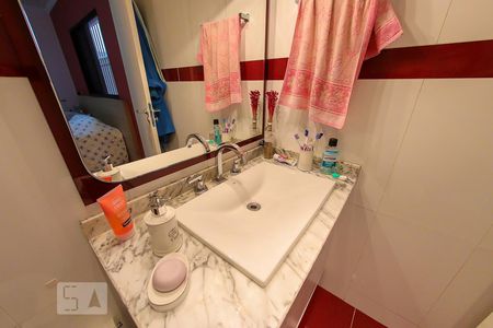 Casa à venda com 260m², 4 quartos e 3 vagasBanheiro da Suite 3