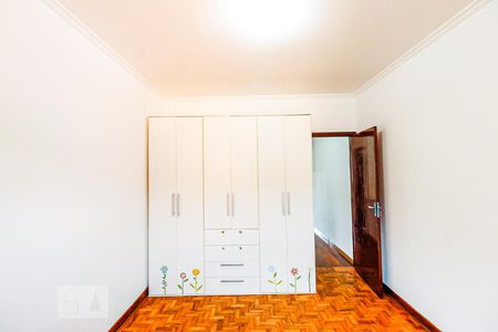 Quarto 1 de casa para alugar com 3 quartos, 110m² em Jardim Aeroporto, São Paulo