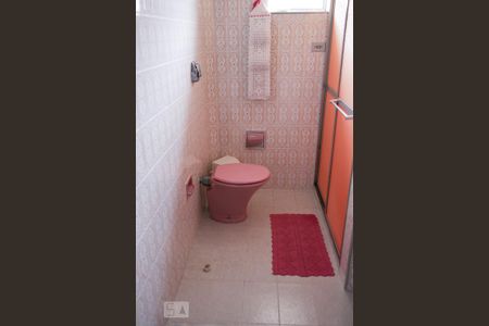 Casa para alugar com 310m², 6 quartos e 10 vagasBanheiro