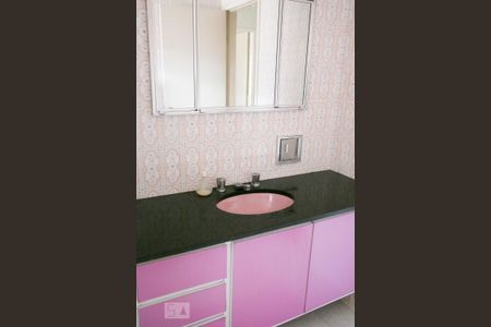 Casa para alugar com 310m², 6 quartos e 10 vagasBanheiro