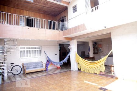 Casa para alugar com 310m², 6 quartos e 10 vagasFachada