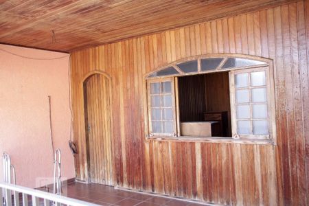 Casa para alugar com 310m², 6 quartos e 10 vagasFachada casa 2