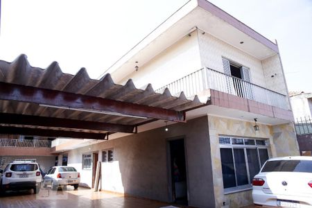 Casa para alugar com 310m², 6 quartos e 10 vagasFachada