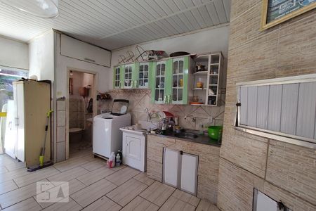 Casa à venda com 180m², 3 quartos e 2 vagasÁrea de Serviço