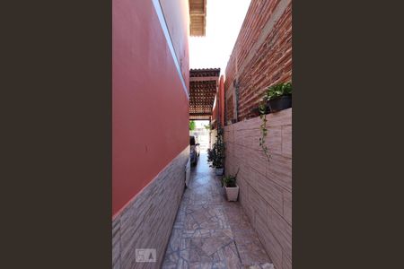 Casa à venda com 180m², 3 quartos e 2 vagasPátio 