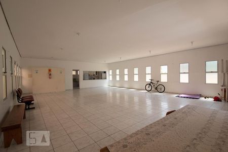 Apartamento para alugar com 45m², 2 quartos e 1 vagaÁrea comum - Salão de festas
