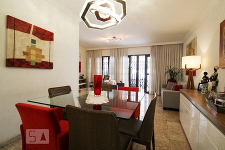 Sala de casa à venda com 3 quartos, 207m² em Jardim Novo Mundo, São Paulo