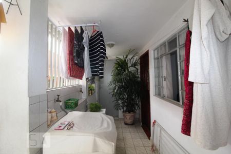 Casa à venda com 300m², 2 quartos e 2 vagasÁrea serviço