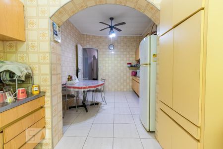 Casa à venda com 210m², 5 quartos e 3 vagasCozinha