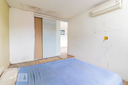 Casa à venda com 210m², 5 quartos e 3 vagasCasa 2 - Quarto 1