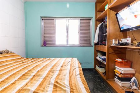 Casa à venda com 210m², 5 quartos e 3 vagasQuarto 3 - Suíte