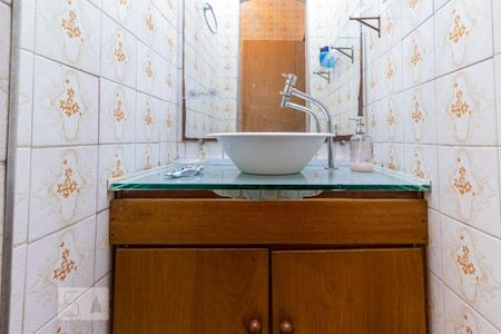 Casa à venda com 210m², 5 quartos e 3 vagasBanheiro - Pia