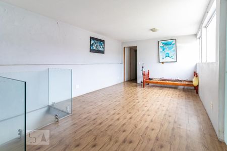 Casa à venda com 210m², 5 quartos e 3 vagasCasa 2 - Sala 2
