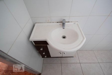 Casa à venda com 50m², 3 quartos e sem vagaBanheiro