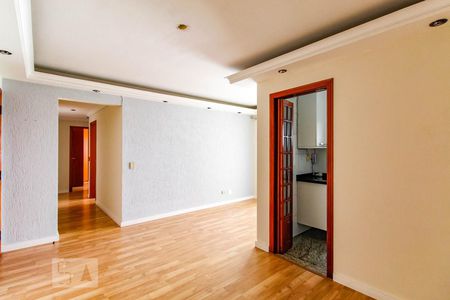 Sala de apartamento para alugar com 2 quartos, 69m² em Vila Galvão, Guarulhos