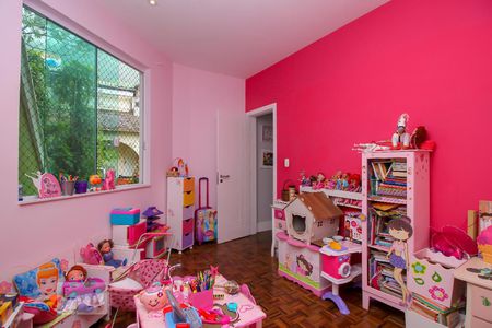 Casa à venda com 590m², 6 quartos e 6 vagasQuarto 4