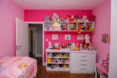 Casa à venda com 590m², 6 quartos e 6 vagasQuarto 3