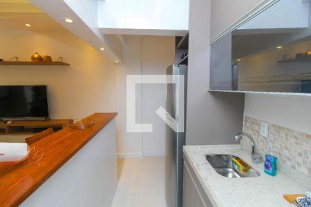 Apartamento para alugar com 37m², 1 quarto e sem vaga Apartamento para alugar com 37m², 1 quarto e sem vagaCozinha - Armários