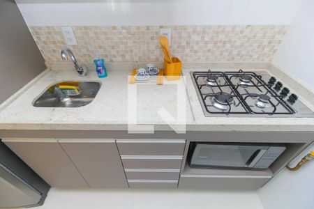 Apartamento para alugar com 37m², 1 quarto e sem vaga Apartamento para alugar com 37m², 1 quarto e sem vagaCozinha - Armários